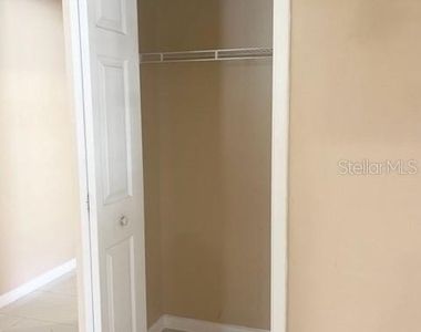 1520 Attleboro Lane - Photo Thumbnail 5