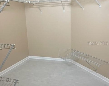 1520 Attleboro Lane - Photo Thumbnail 27