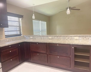 1520 Attleboro Lane - Photo Thumbnail 18