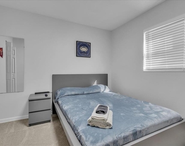 5210 S Zion Street - Photo Thumbnail 12