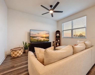 6311 Kay Morgan Lane - Photo Thumbnail 26