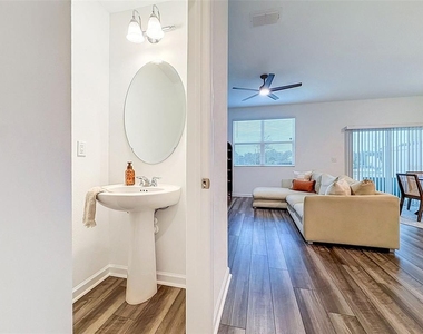 6311 Kay Morgan Lane - Photo Thumbnail 23