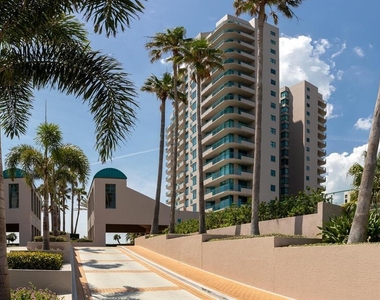 1520 Gulf Boulevard - Photo Thumbnail 15