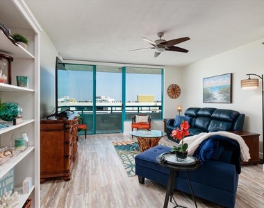 1520 Gulf Boulevard - Photo Thumbnail 10