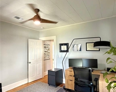 4623 Iris Street N - Photo Thumbnail 18