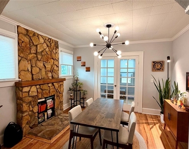 4623 Iris Street N - Photo Thumbnail 6