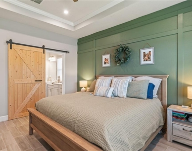 2443 Portico Street - Photo Thumbnail 16