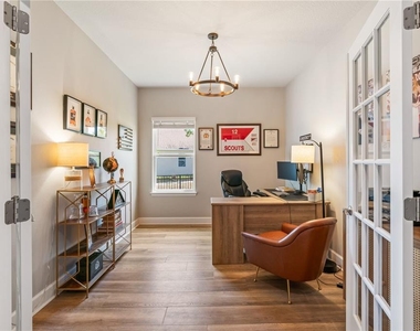 2443 Portico Street - Photo Thumbnail 7