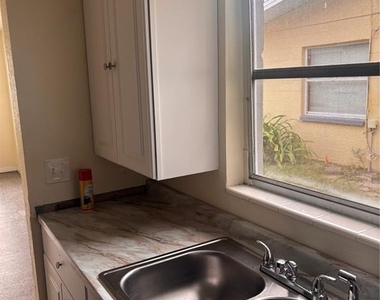 139 38th Avenue Se - Photo Thumbnail 5