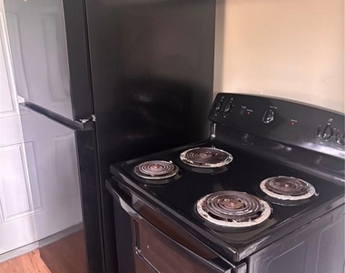 139 38th Avenue Se - Photo Thumbnail 7