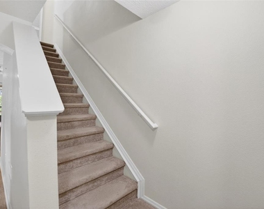 2605 Oleander Lakes Drive - Photo Thumbnail 25