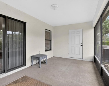 2605 Oleander Lakes Drive - Photo Thumbnail 20