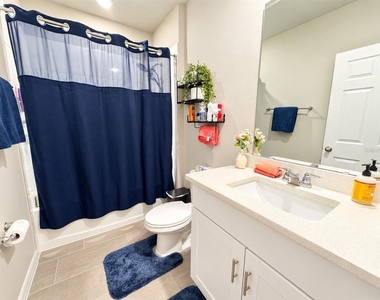 3012 Cassidy Lane - Photo Thumbnail 9