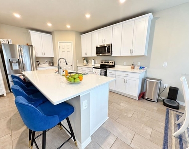 3012 Cassidy Lane - Photo Thumbnail 28