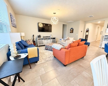 3012 Cassidy Lane - Photo Thumbnail 23