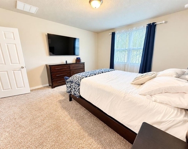 3012 Cassidy Lane - Photo Thumbnail 31