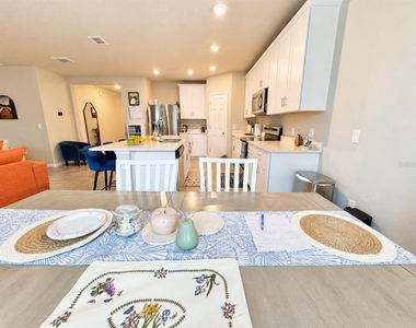 3012 Cassidy Lane - Photo Thumbnail 25