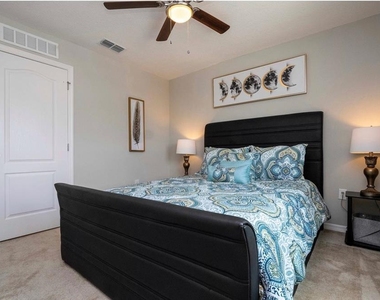 4764 Coral Castle Dr - Photo Thumbnail 21