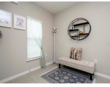 4764 Coral Castle Dr - Photo Thumbnail 2
