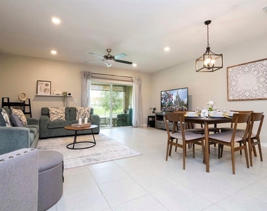 4764 Coral Castle Dr - Photo Thumbnail 10