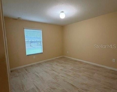 3021 Salford Street - Photo Thumbnail 30