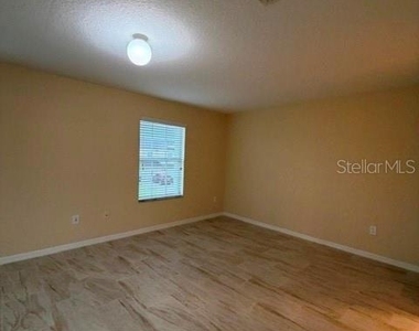 3021 Salford Street - Photo Thumbnail 19