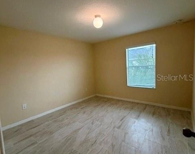 3021 Salford Street - Photo Thumbnail 32