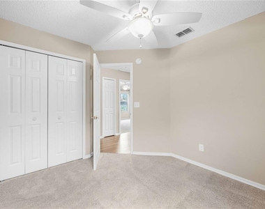 2211 Mallory Circle - Photo Thumbnail 20