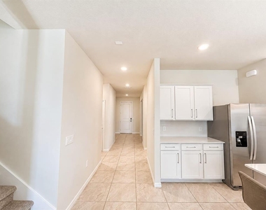 3078 Norcott Drive - Photo Thumbnail 4