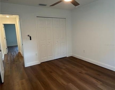15203 Se 62nd Avenue - Photo Thumbnail 10