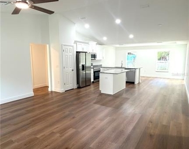 15203 Se 62nd Avenue - Photo Thumbnail 1