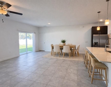 5146 Sw 158th Street - Photo Thumbnail 8