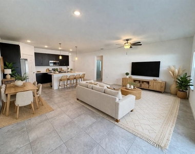 5146 Sw 158th Street - Photo Thumbnail 4
