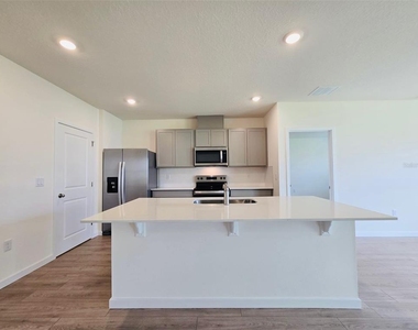 1012 Champion Ridge Drive - Photo Thumbnail 3