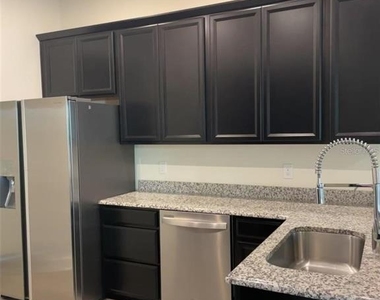 9469 Meadow Hunt Way - Photo Thumbnail 4