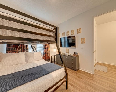 2374 Lancashire Street - Photo Thumbnail 26