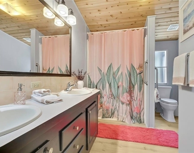 6388 W Oaklawn Street - Photo Thumbnail 16