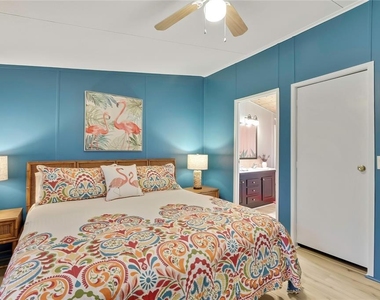 6388 W Oaklawn Street - Photo Thumbnail 13