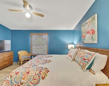 6388 W Oaklawn Street - Photo Thumbnail 14