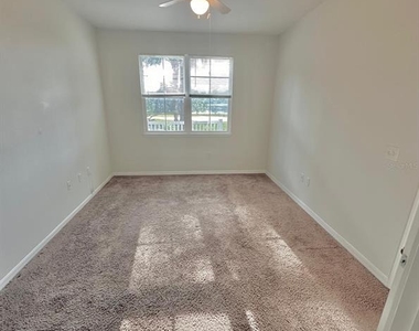 3250 Corona Village Way - Photo Thumbnail 12