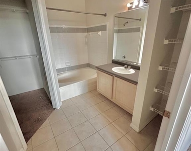 3250 Corona Village Way - Photo Thumbnail 9
