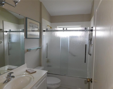 2336 Runyon Court - Photo Thumbnail 9