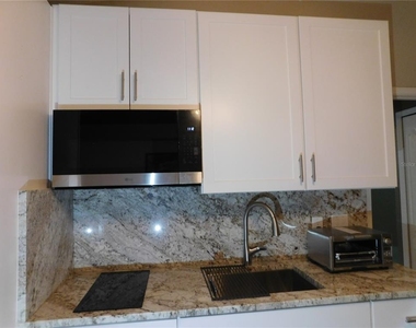 2336 Runyon Court - Photo Thumbnail 17