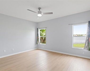 13646 Hawk Lake Drive - Photo Thumbnail 10