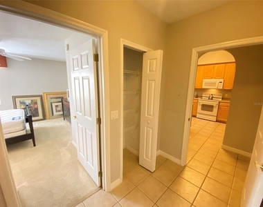 9416 Myrtle Creek Lane - Photo Thumbnail 12