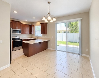 9407 Tawnyberry Street - Photo Thumbnail 2