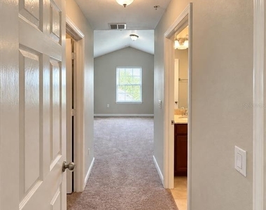 9407 Tawnyberry Street - Photo Thumbnail 4