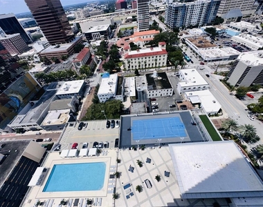 150 E Robinson Street - Photo Thumbnail 29
