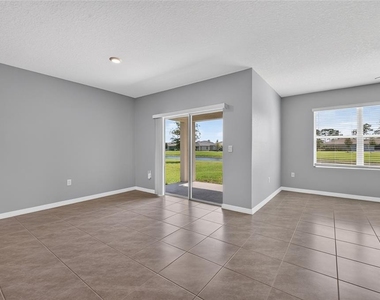 1324 Middle Lake Drive - Photo Thumbnail 4