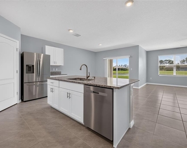 1324 Middle Lake Drive - Photo Thumbnail 6